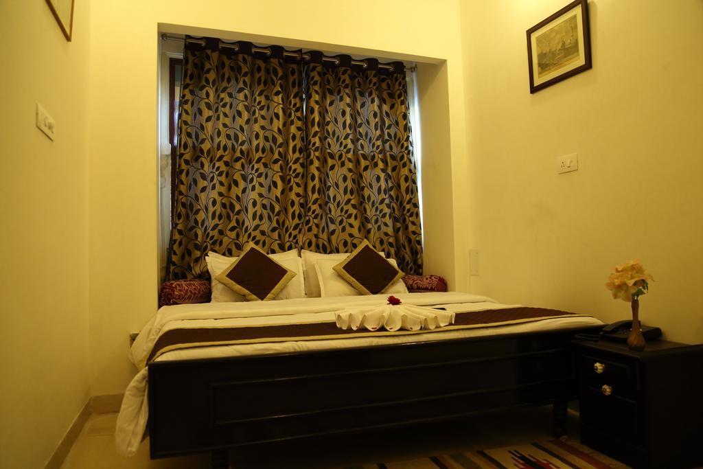 Hotel Lake Paradise Udaipur Exterior foto